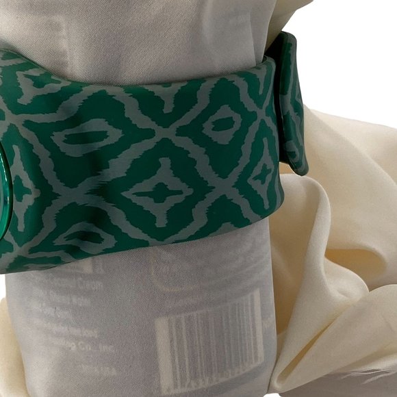 Watch Slap Band Green with White Hour Minute Second Hands Quartz Movement - Picture 3 of 14